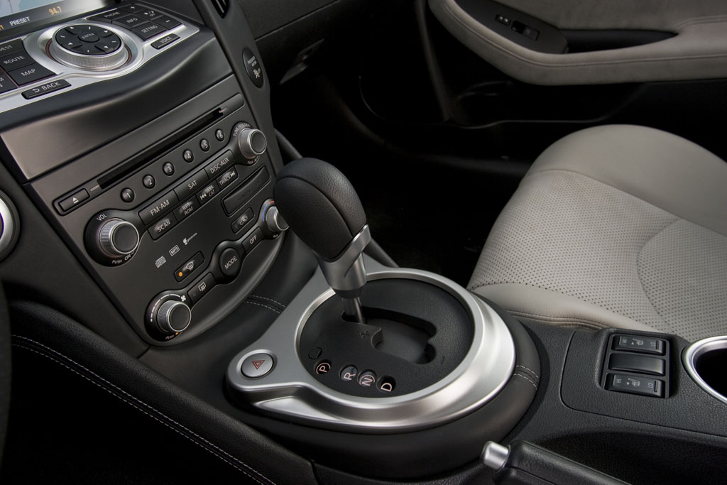 bmw 1m interior. 450-hp BMW 1M Coupe By