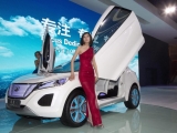 2012-china-beijing-auto-show-girls-23