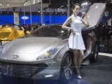 2012-china-beijing-auto-show-girls-28