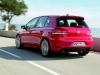 Volkswagen_Golf_GTI_04.jpg