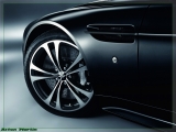 Aston Martin V12 Vantage Carbon Black