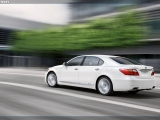 2010-lexus-ls-600h-side-3