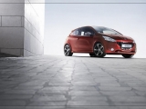 2012-peugeot-208-gti-concept-front-2