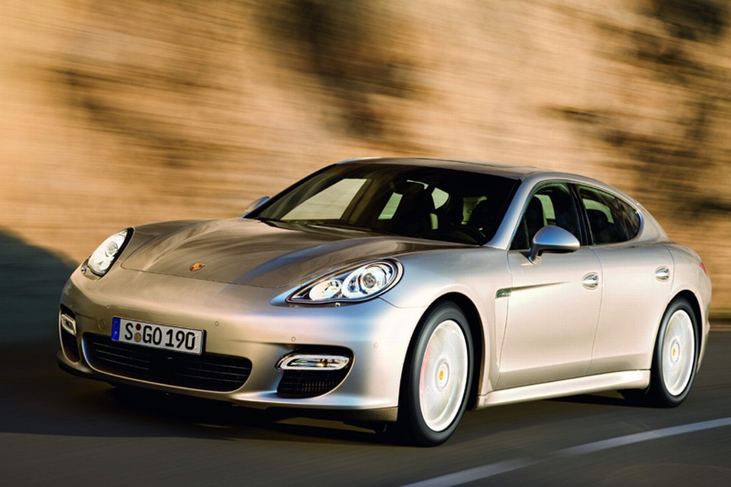 Porsche Panamera Sport. Porsche Panamera officially