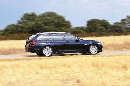 2011 BMW 5 Series Touring 2 at 2011 BMW 5 Series Touring Unveiled