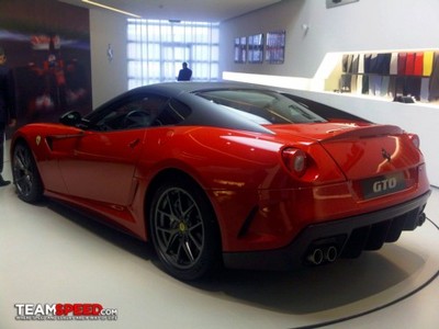 First Clear Shots of Ferrari 599 GTO ferrari 599 gto 1