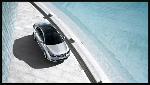 2011 Renault Latitude 4 at 2011 Renault Latitude Revealed