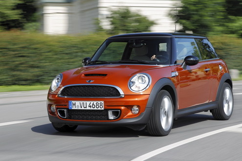 Meet The New MINI Family  2011 mini family 2