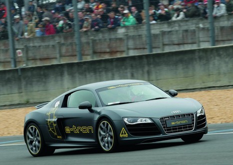 Fun, reliable, sporty, stylish, and cheap! Audi R8 e tron Prototype Showed Up At Le Mans Audi R8 e tron 1.