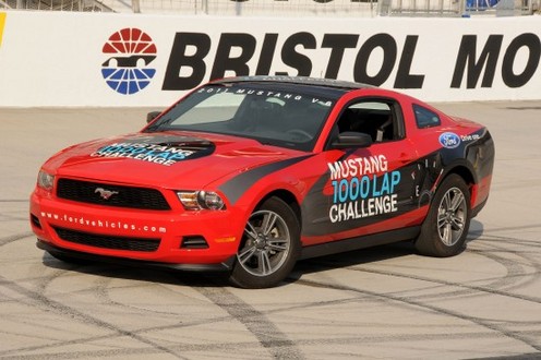 2011 Ford Mustang V6 Does 48.5 MPG At 1000 Lap Challenge mustang mpg challenge 2