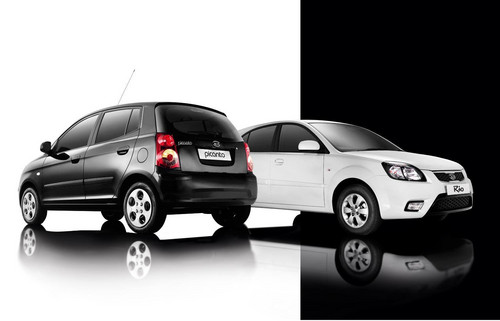 Pure luxury for an affordable price. Kia 'Domino' and 'Echo' Black and White Special Editions kia black white.