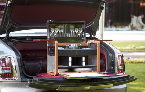 Rolls Royce Bespoke Picnic Set  rolls royce picnic set 1