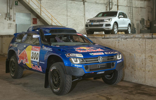 Race Touareg 1 Race Touareg 1 at VW Race Touareg 3 Unveiled