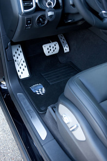 lumma cayenne diesel 6 at 2011 Porsche Cayenne Diesel by Lumma Design