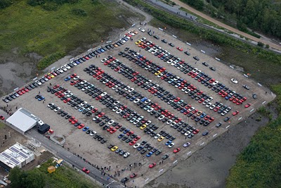 mazda mx5 parade1 at Large Mazda MX 5 Parade Set World Record