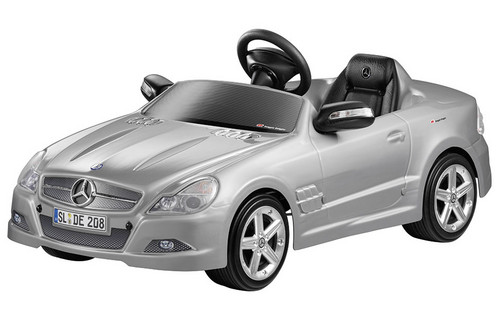 Mercedes Christmas Gift 1 Mercedes Christmas Gift 1 at Mercedes Christmas Collection