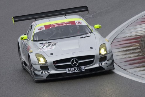 First Victory For Mercedes SLS AMG GT3 sls amg gt3 1