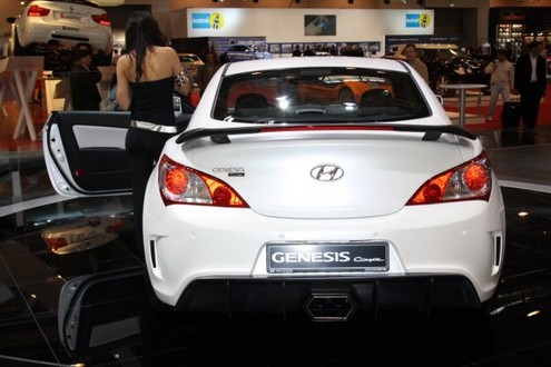 http://www.motorward.com/wp-content/images/2010/11/mansory-Hyundai-genesis-5.jpg