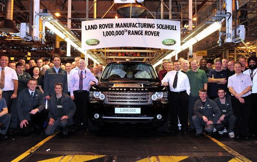 one millionth range rover 1 at One Millionth Range Rover Donated To Charity