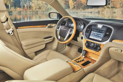 chrysler 300 interior. 2011 Chrysler 300 Interior