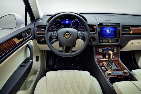 Touareg Gold Edition 4 at Volkswagen Touareg Gold Edition