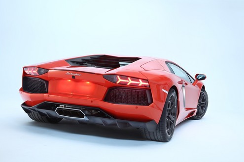 Lamborghini Aventador LP700 4 Officially Unveiled lamborghini aventador lp700 4 6