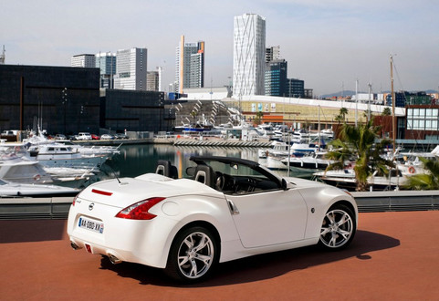 Nissan 370Z 2011 3 Nissan 370Z 2011 3 at 2011 Nissan 370Z Coupe and Roadster Update