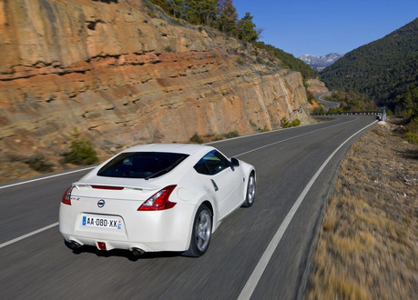 Nissan 370Z 2011 6 Nissan 370Z 2011 6 at 2011 Nissan 370Z Coupe and Roadster Update