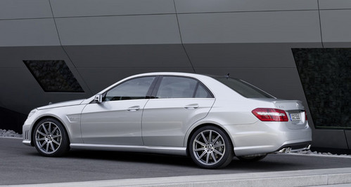 e63 biturbo 3 at Mercedes E63 AMG BiTurbo Details Released