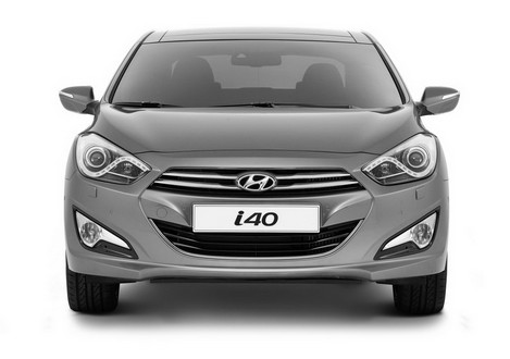 Hyundai i40 Sedan Officially