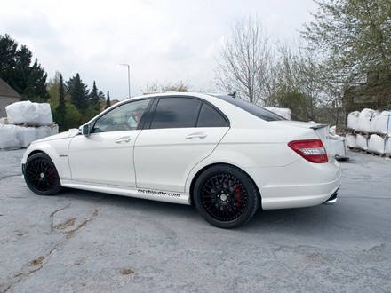 mcchip dkr Mercedes C63 AMG 3 mcchip dkr Mercedes C63 AMG 3 at Mcchip dkr Mercedes C63 AMG