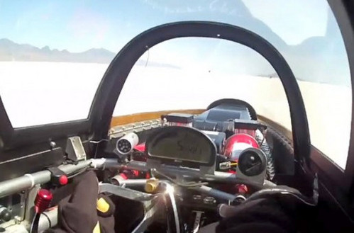 Speed Demon 426 mph Record Run at Bonneville   Video 426 mph speed demon