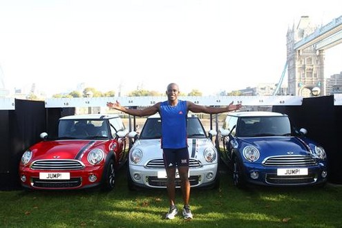J.J. Jegede Jumps Over Three MINIs Jegede Jumps Over Three MINIs 4