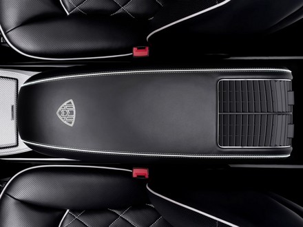 Maybach Edition 125 8 Maybach Edition 125 8 at 2011 IAA: Maybach Edition 125