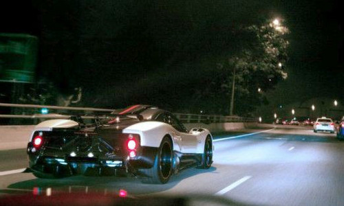 Video Pagani Zonda Cinque Tearing Up Singapore cinque city