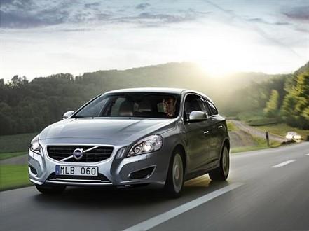 Volvo V60 Plug in Hybrid 1 at Volvo V60 Plug in Hybrid   Price and Details