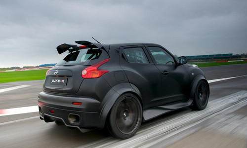 Nissan Juke R 1 at Nissan Juke R Series   Final Episode
