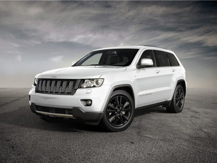 Following the Black Sports Concept Jeep unveiled a white one to debut at
