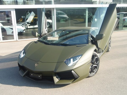 Cool Army Green Lamborghini Aventador Army Green Lamborghini Aventador 1