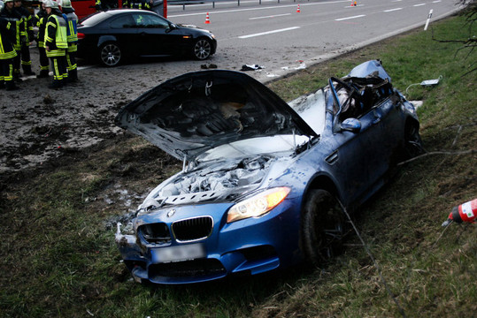 BMW M5 F10 Wrecked After 300km h Autobahn Crash BMW M5 F10 Wrecked 1