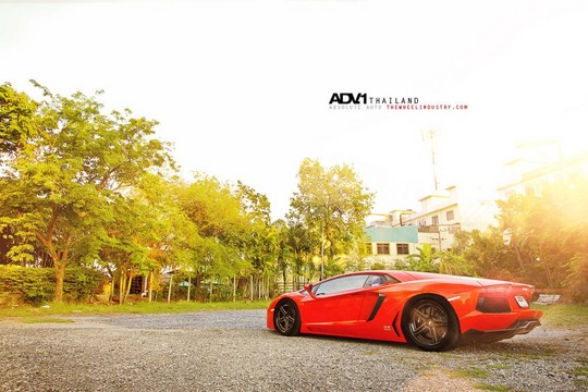 Aventador ADV1 10 at Pictorial: Lamborghini Aventador On ADV1 Wheels