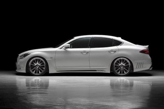 Infiniti M Black Bison 5 at Infiniti M Black Bison by Wald