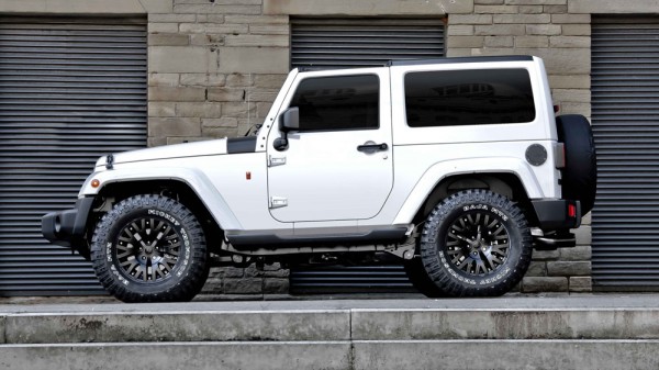 Kahn Jeep Wrangler Sahara 1 600x337 at Jeep Wrangler Sahara by Kahn Design 