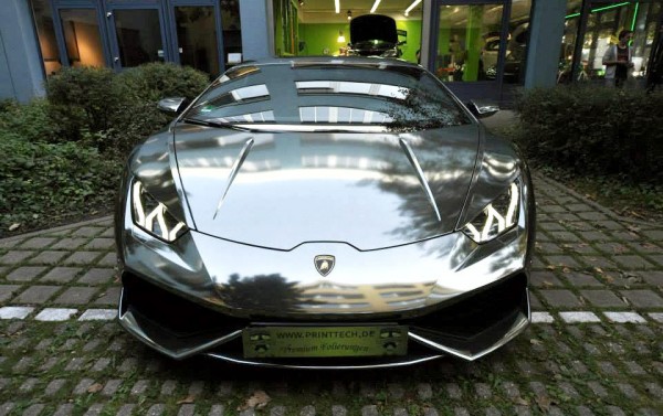 chrome huracan 00 600x377 chrome huracan 00 600x377 at Chrome Wrapped Lamborghini Huracan by Print Tech