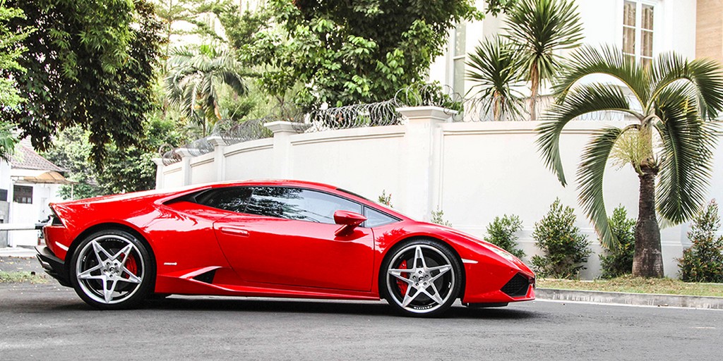 Lamborghini Huracan на дисках Forgiato Wheels