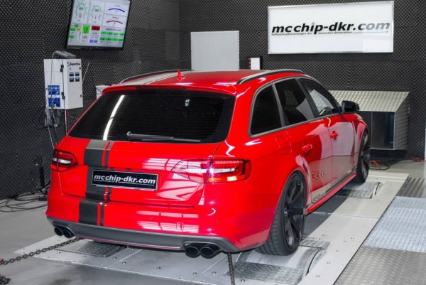 mcchip S4 2 600x401 at Mcchip DKR Audi S4 Avant Tuned to 422 PS