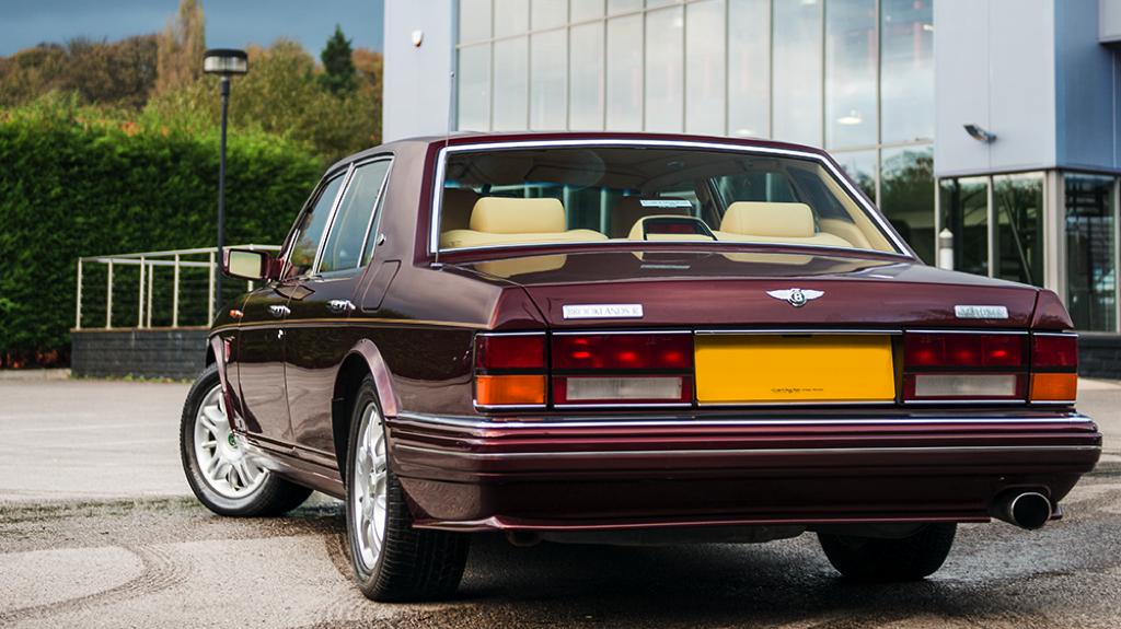 Bentley Brooklands R Mulliner #1 от A. Kahn Design