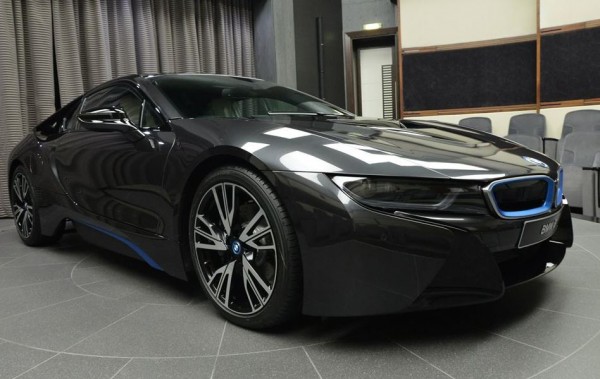 Sophisto Grey BMW i8 0 600x379 Sophisto Grey BMW i8 0 600x379 at Sophisto Grey BMW i8 Says Hello from Abu Dhabi