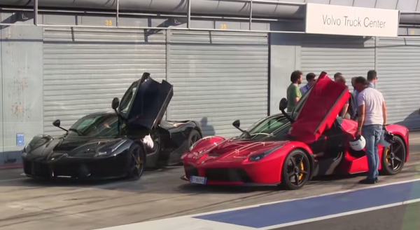 electric LF 2 600x328 at Ferrari LaFerrari Caught Running in Electric Mode