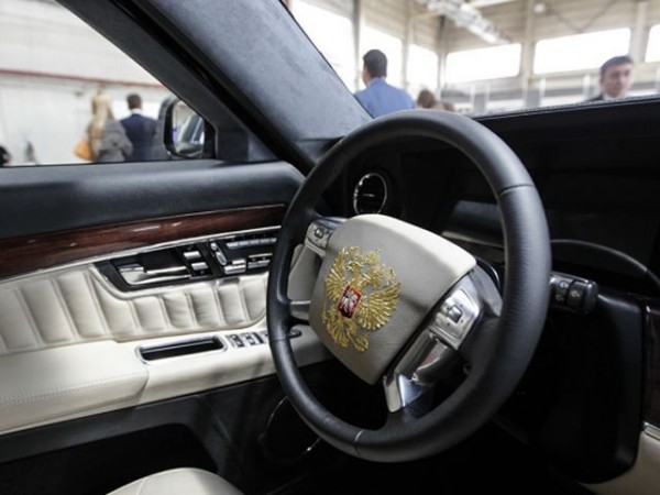 putin limo 2 600x450 at Putin’s Presidential Limo to Get Porsche V12 Engine?